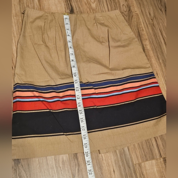 LOFT Tan and Red Mini Skirt - Picture 7 of 7